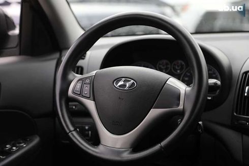 Hyundai i30 2011 - фото 12
