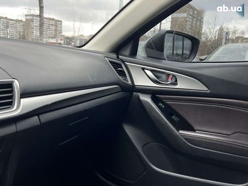 Mazda 3 2018 - фото 22