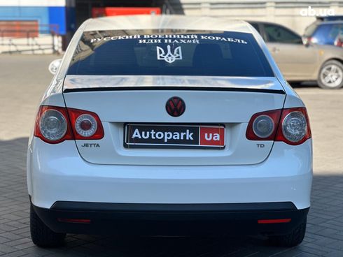 Volkswagen Jetta 2008 белый - фото 8