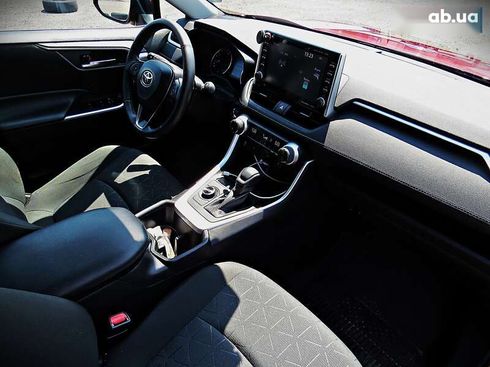 Toyota RAV4 2022 - фото 20