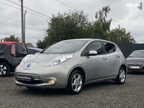 Nissan Leaf 2017 - фото 7