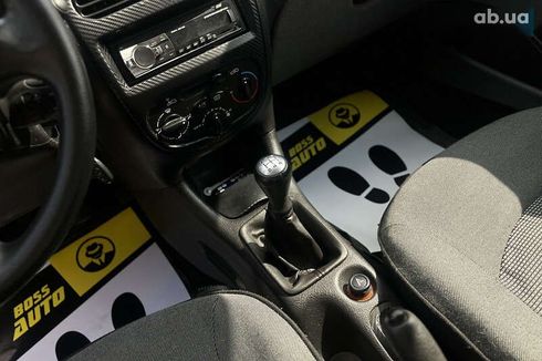 Peugeot 206 2008 - фото 21