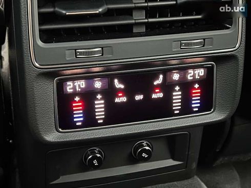 Audi RS Q8 2023 - фото 17