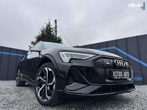 Audi E-Tron 2021 - фото 2