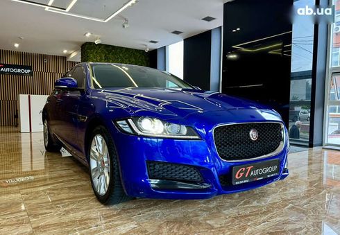 Jaguar XF 2016 - фото 20