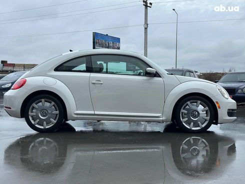 Volkswagen Beetle 2013 белый - фото 13