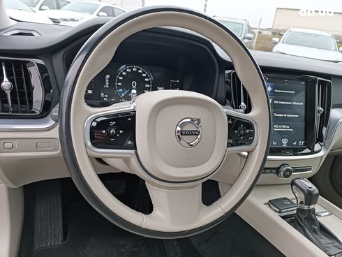 Volvo S60 2018 синий - фото 31