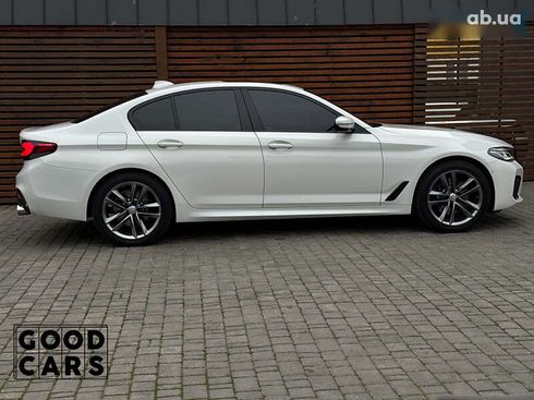 BMW 5 серия 2020 - фото 8