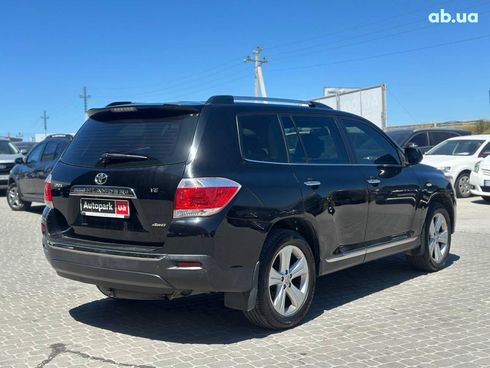 Toyota Highlander 2013 черный - фото 8