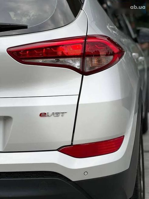 Hyundai Tucson 2016 - фото 16