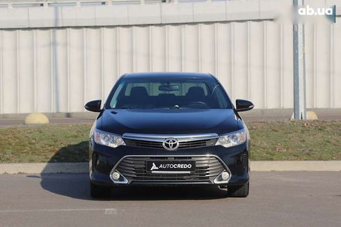 Toyota Camry 2015 - фото 2