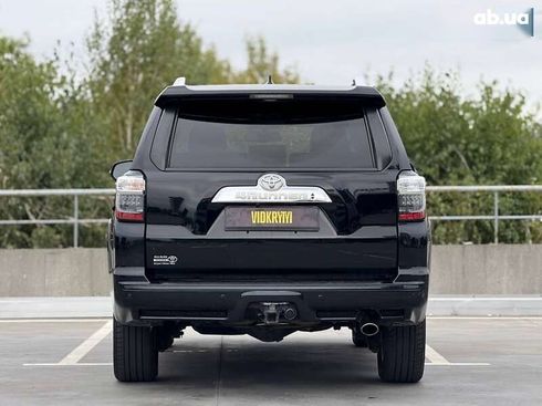 Toyota 4Runner 2016 - фото 7