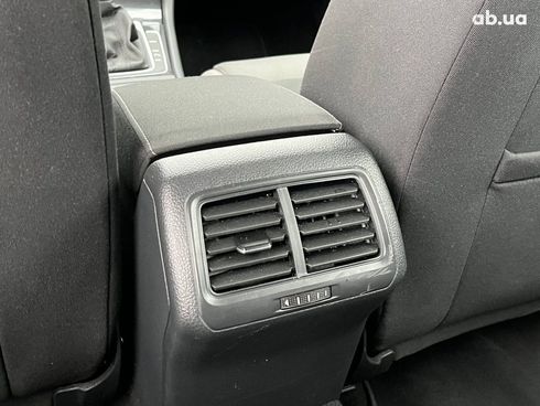 Volkswagen Golf 2020 белый - фото 28