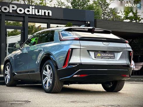 Cadillac Lyriq 2023 - фото 21