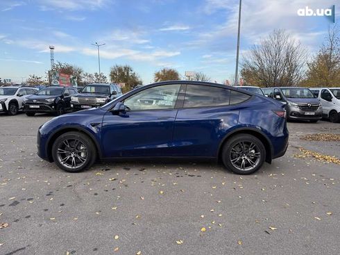 Tesla Model Y 2024 - фото 8