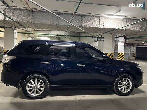 Mitsubishi Outlander 2013 - фото 8