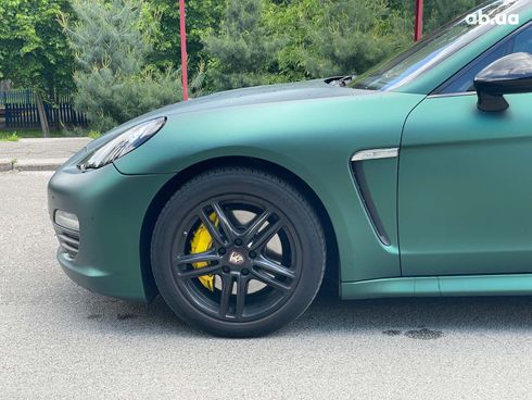 Porsche Panamera 2010 зеленый - фото 11