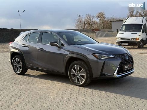 Lexus UX 2020 - фото 21