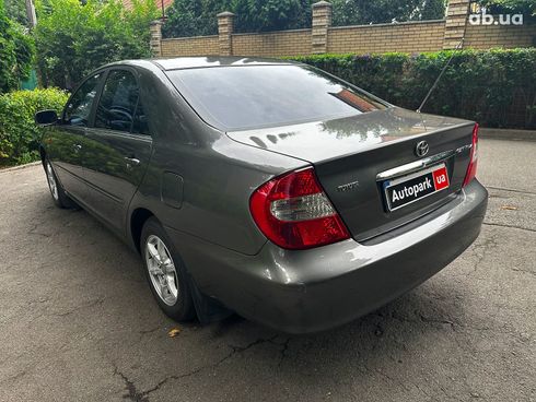 Toyota Camry 2003 серый - фото 7