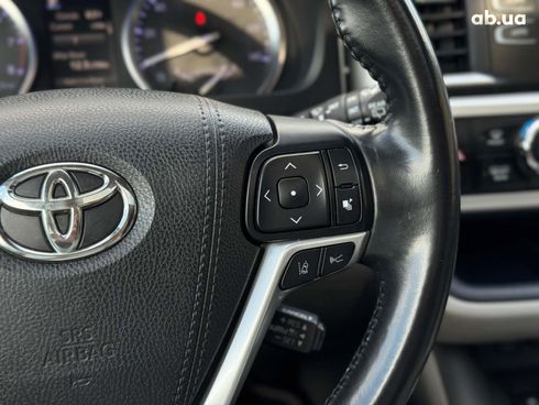 Toyota Highlander 2017 черный - фото 27