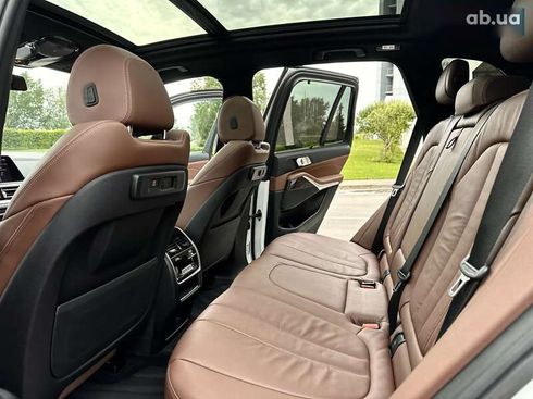BMW X5 2018 - фото 29