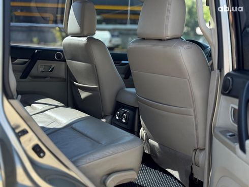 Mitsubishi Pajero Wagon 2008 бежевый - фото 40