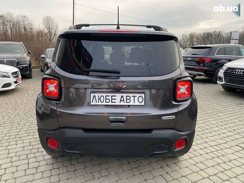 Jeep Renegade 2019 - фото 6