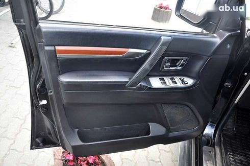 Mitsubishi Pajero Wagon 2008 - фото 15