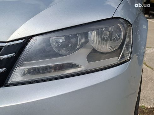 Volkswagen Passat 2012 серый - фото 4