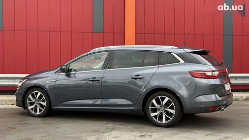 Renault Megane 2016 - фото 16
