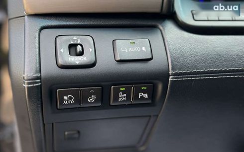 Lexus LS 2013 - фото 30