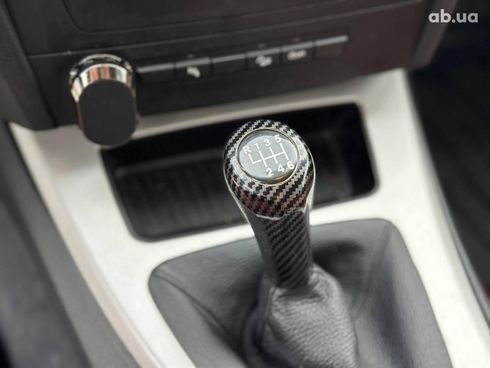 BMW 3 серия 2010 белый - фото 22