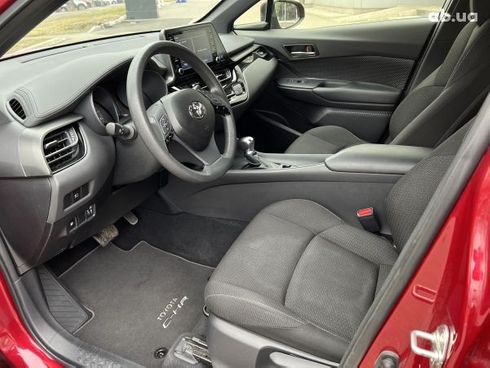 Toyota C-HR 2018 - фото 13