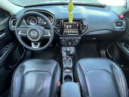 Jeep Compass 2018 - фото 25