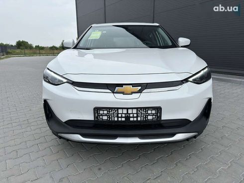 Chevrolet Menlo 2025 - фото 3
