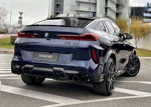 BMW X6 M 2022 - фото 18