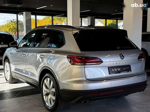 Volkswagen Touareg 2019 - фото 15