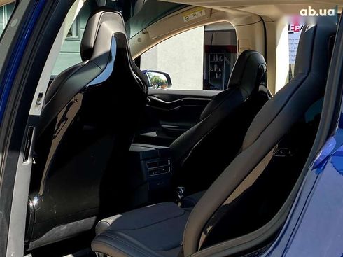 Tesla Model X 2017 - фото 17
