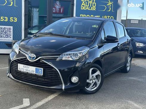 Toyota Yaris 2015 - фото 2
