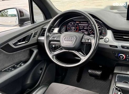Audi Q7 2016 - фото 30