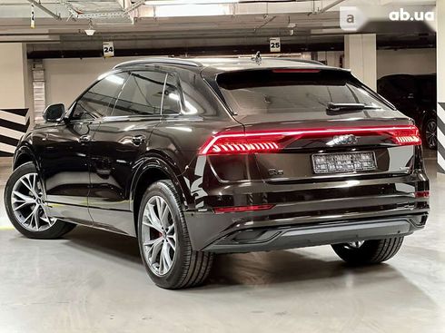 Audi Q8 2023 - фото 8