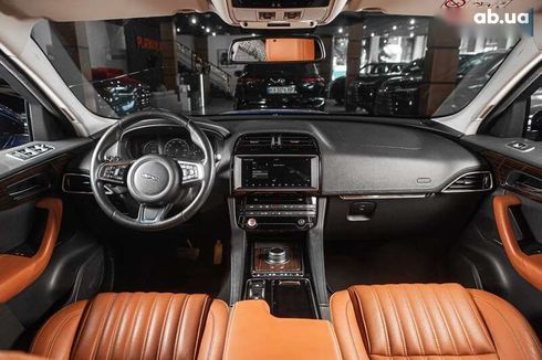 Jaguar F-Pace 2017 - фото 8