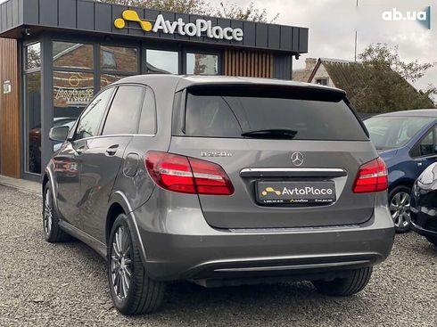 Mercedes-Benz B-Класс 2016 - фото 23