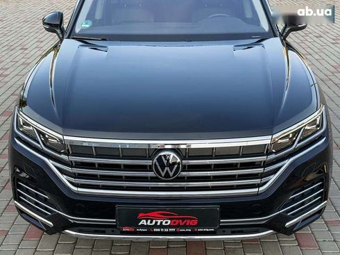 Volkswagen Touareg 2022 - фото 11