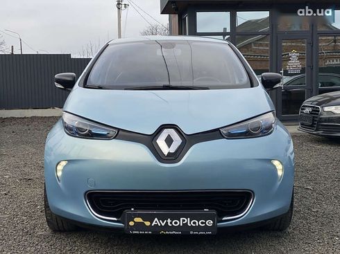 Renault Zoe 2015 - фото 15