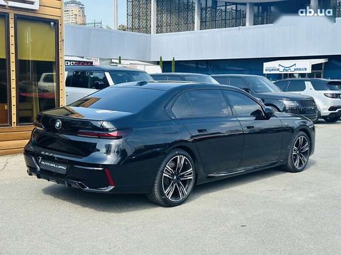 BMW 7 серия 2024 - фото 3
