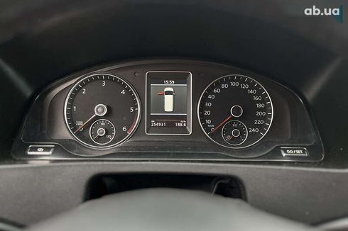 Volkswagen Caravelle 2012 - фото 17