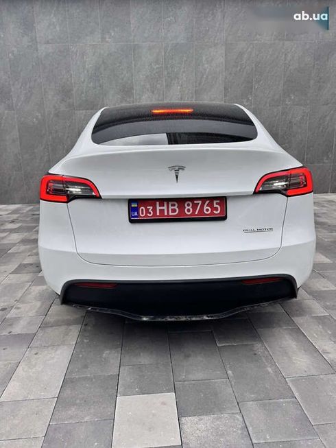 Tesla Model Y 2023 - фото 8