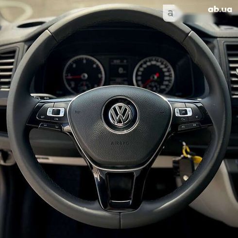Volkswagen Transporter 2019 - фото 22