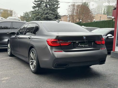 BMW 7 серия 2015 - фото 7